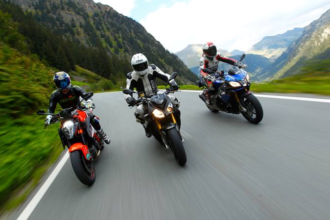 Motorrad-Touren in der Silvretta und anderen Pässen in Tirol, Italien, der Schweiz und mehr